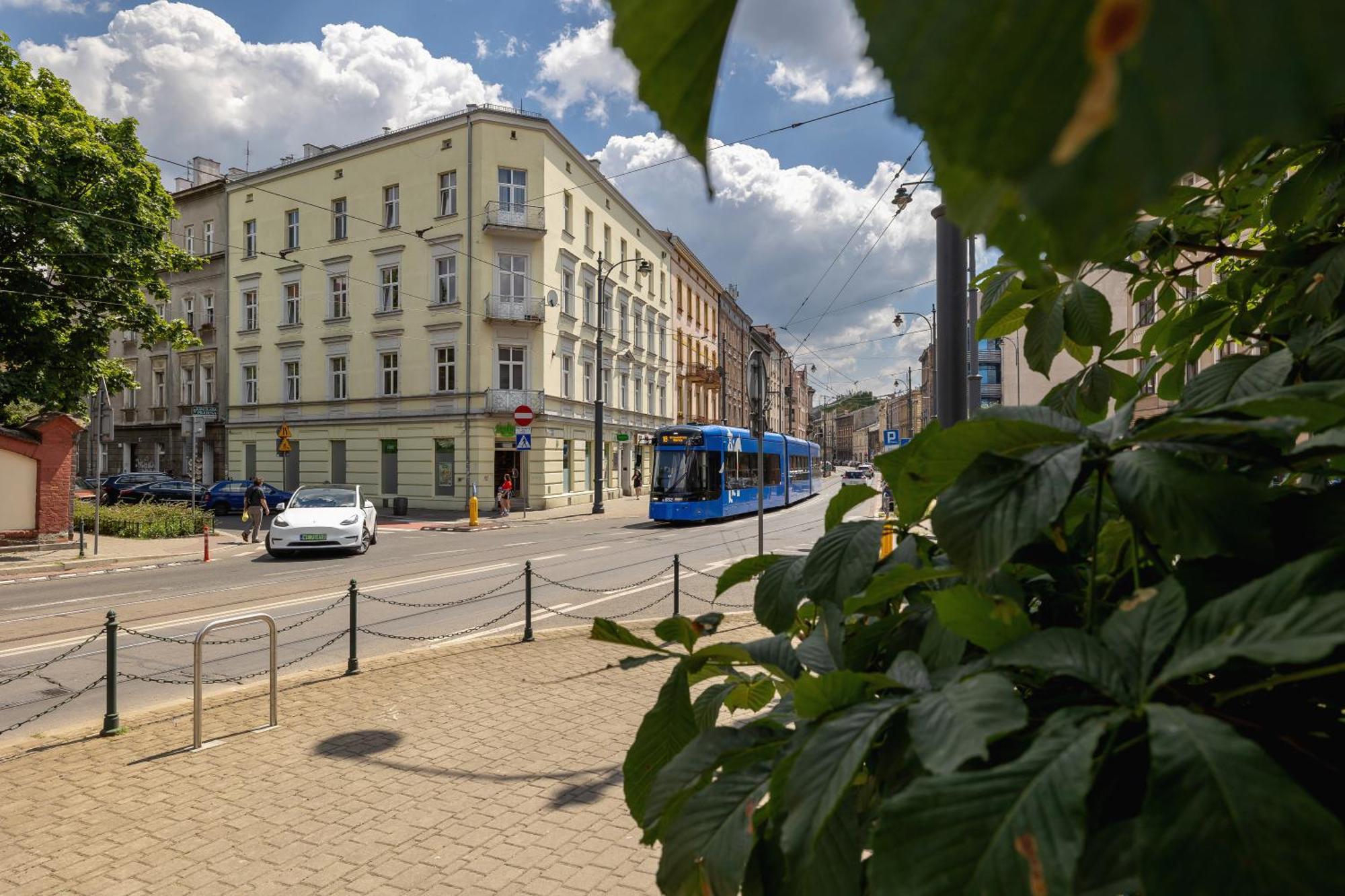 2-Bedroom Apartment - Dluga 65 Krasków Exterior foto